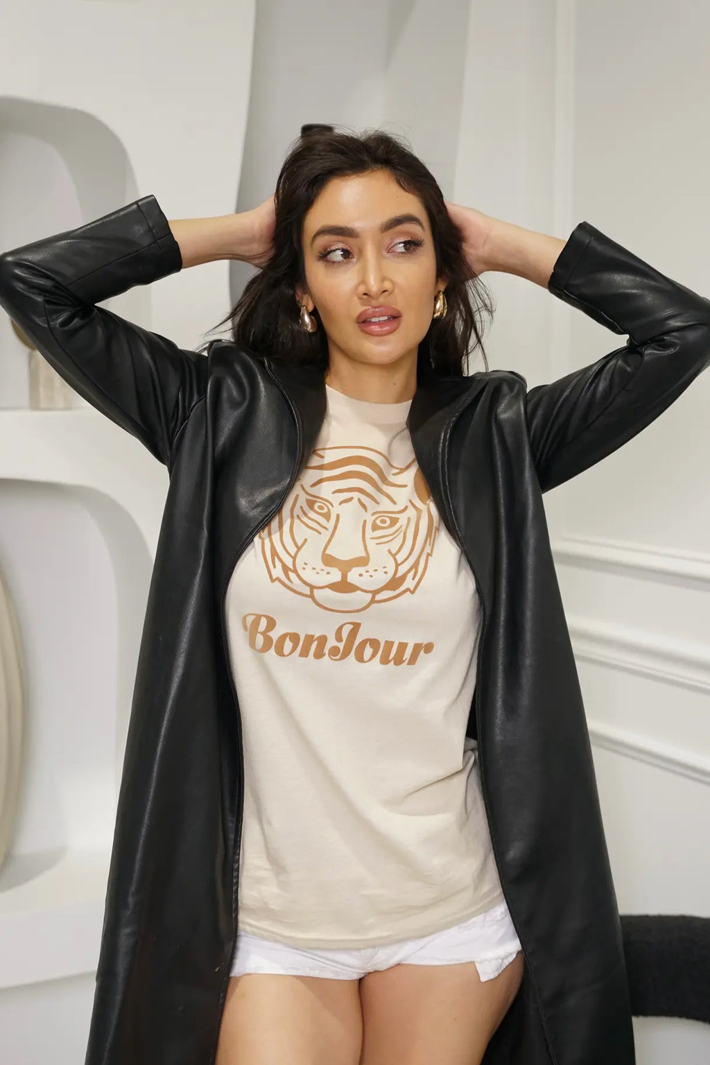 Bonjour Tee