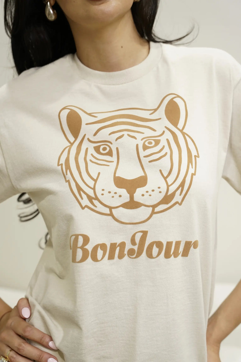 Bonjour Tee